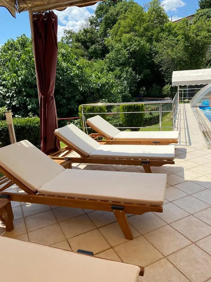 Villa Ella Opatija 0*,